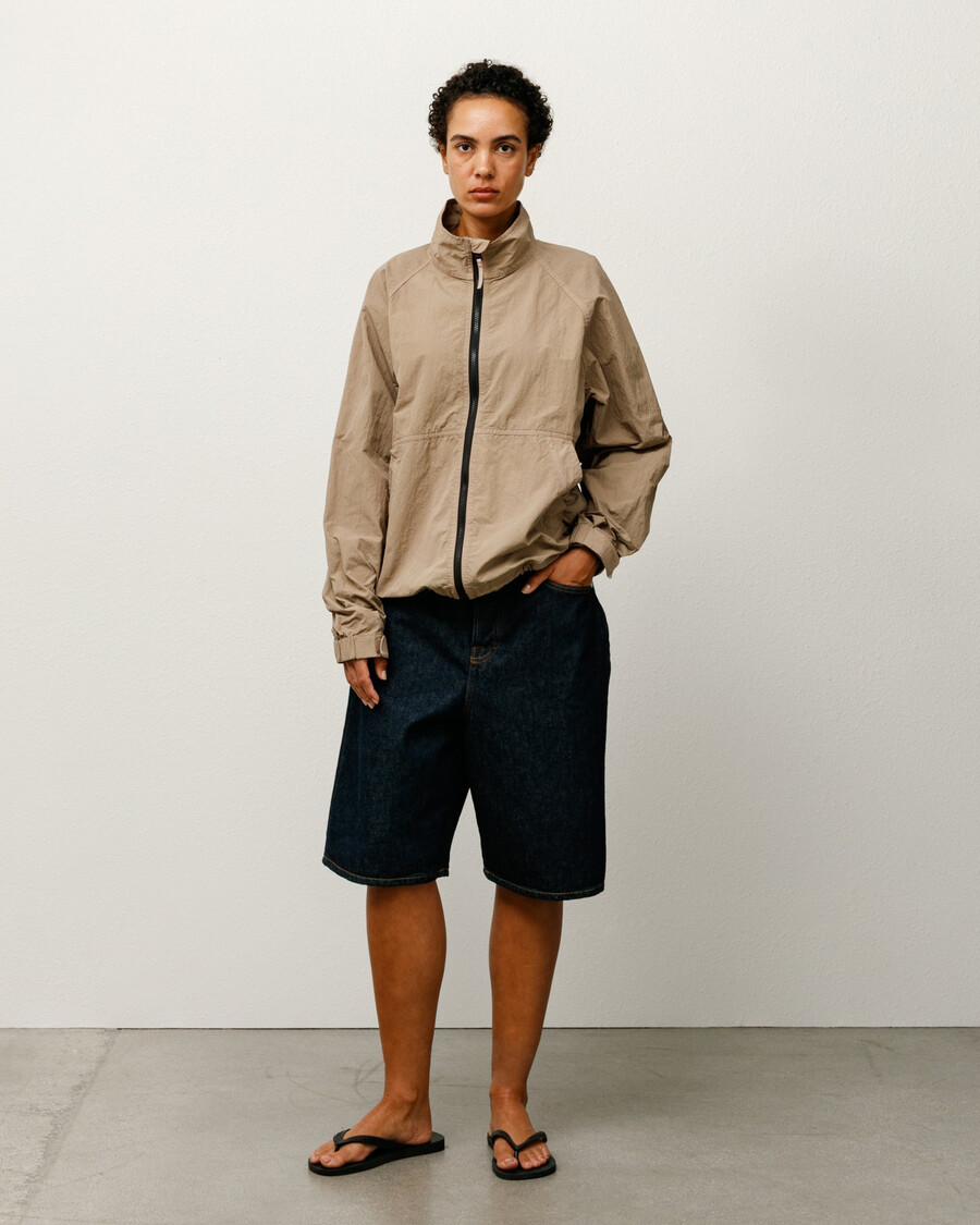 store gamle korte denimbukser